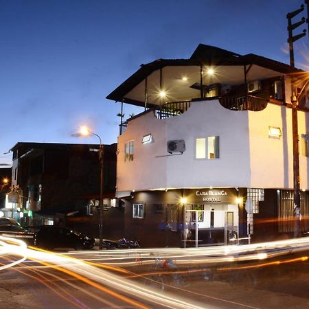 Hostal Casa Blanca 타라포토 외부 사진