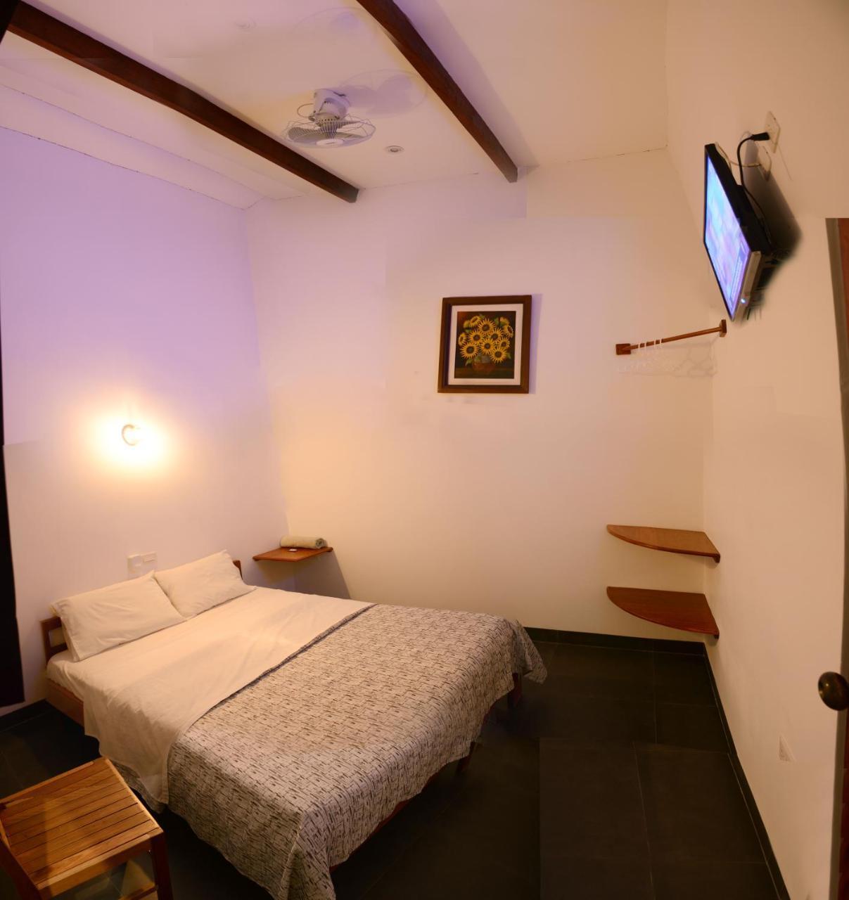 Hostal Casa Blanca 타라포토 외부 사진