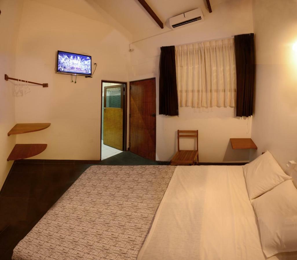 Hostal Casa Blanca 타라포토 외부 사진